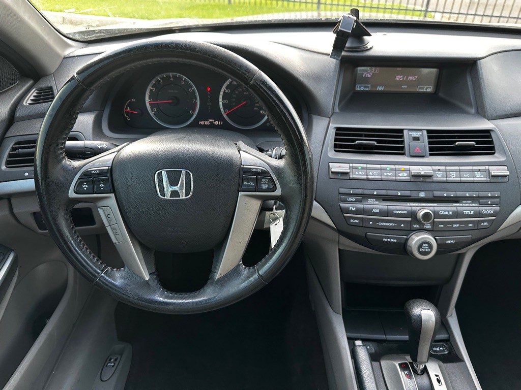 2010 Honda Accord Image 34