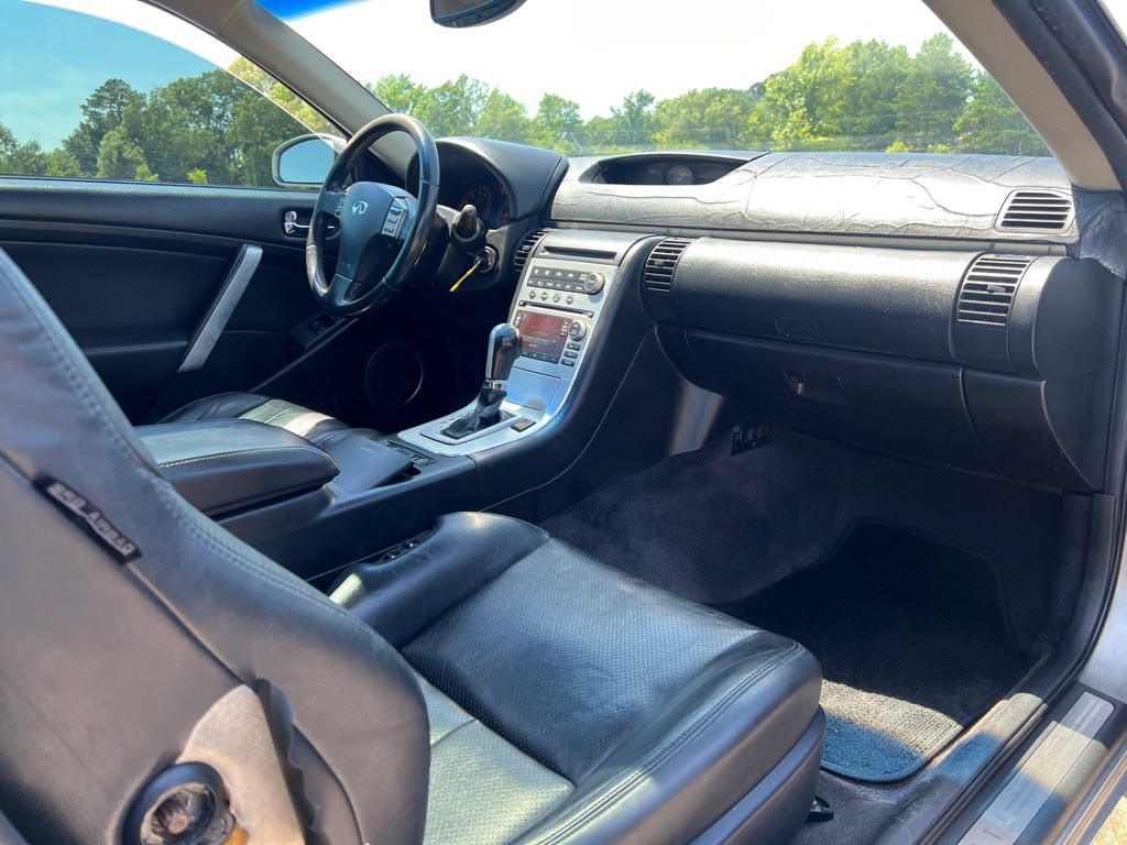 2005 INFINITI G35 Image 13