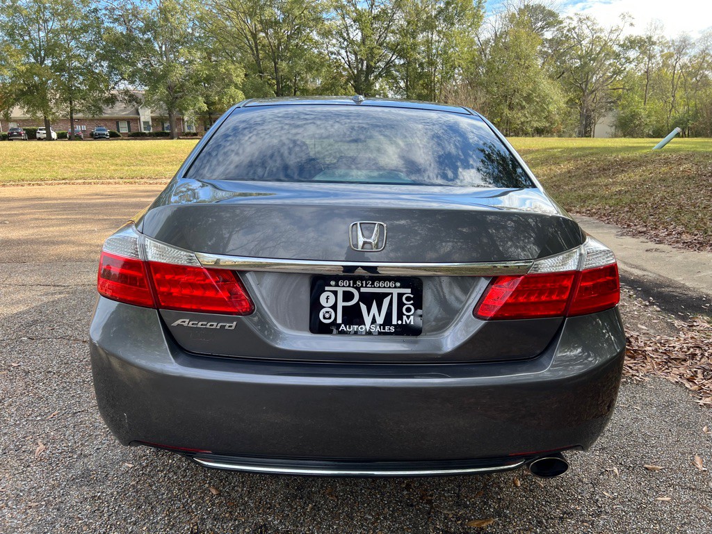 2014 Honda Accord Image 5