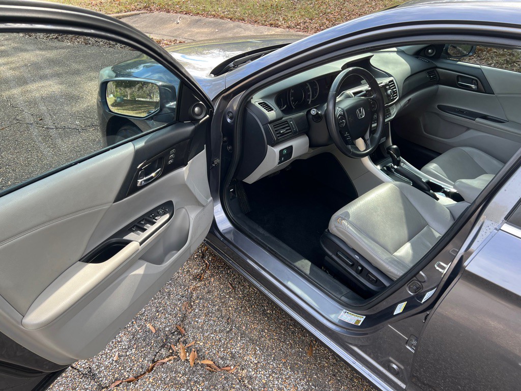 2014 Honda Accord Image 12