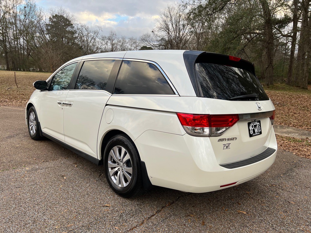 2016 Honda Odyssey Image 3