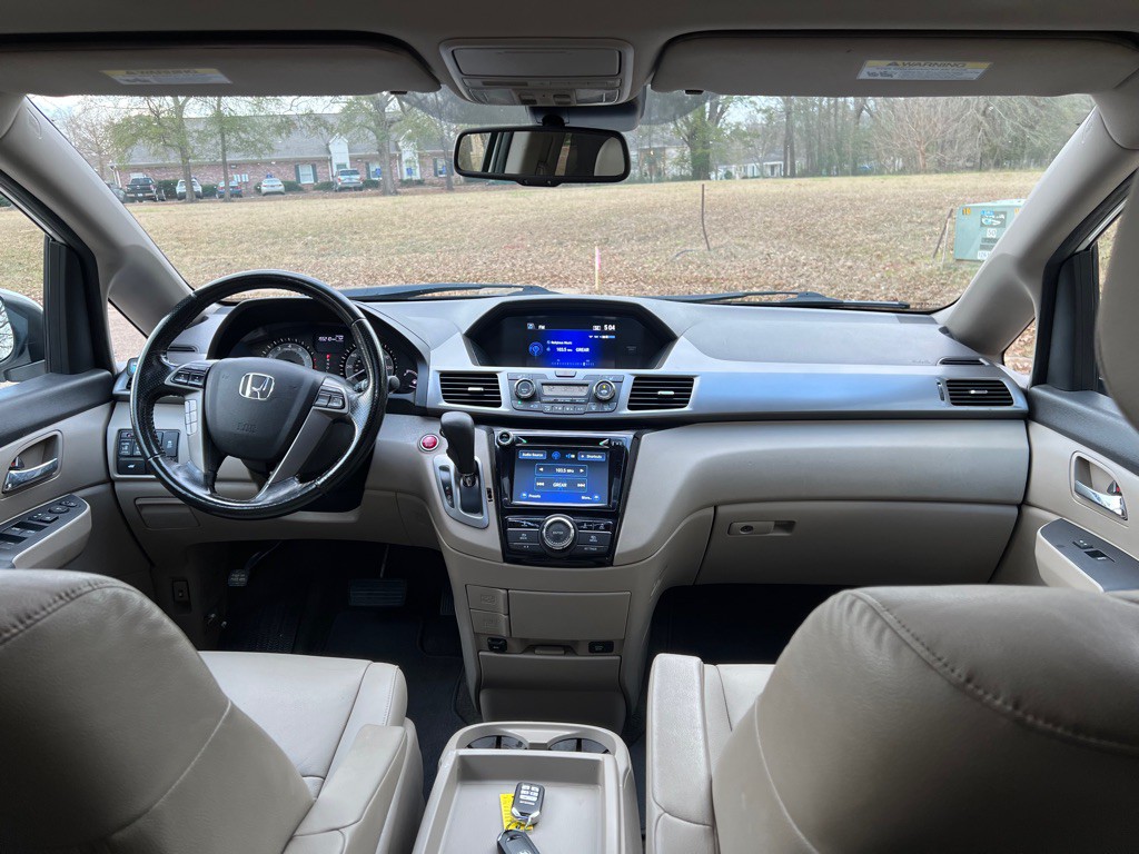 2016 Honda Odyssey Image 19
