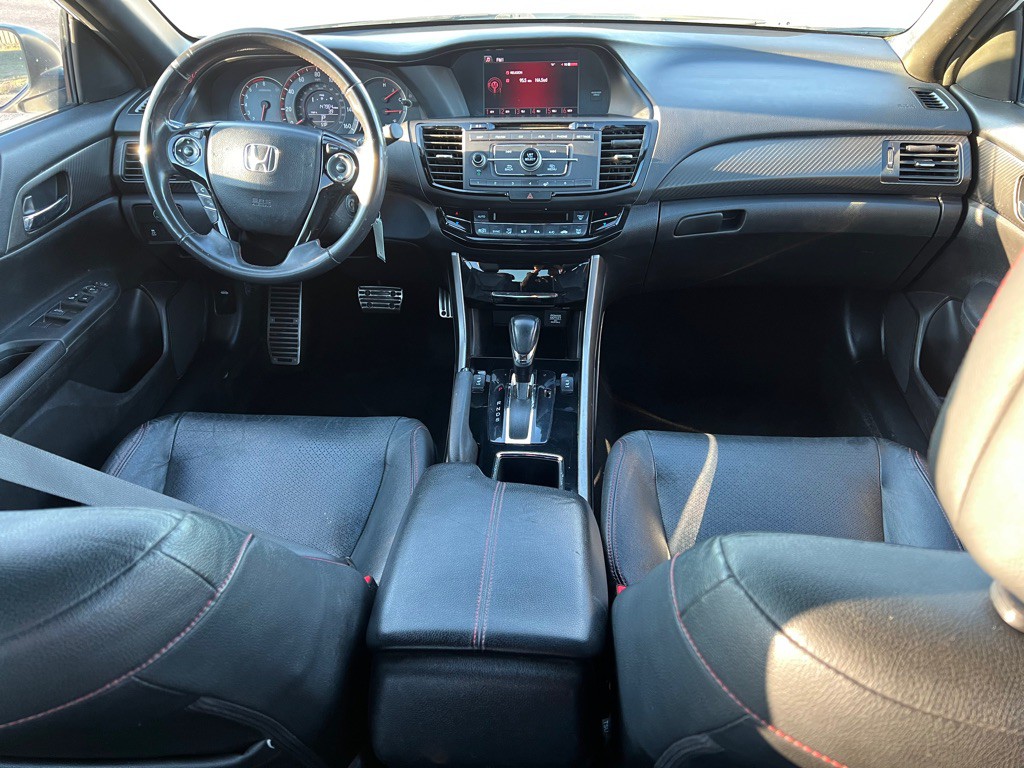 2017 Honda Accord Image 26