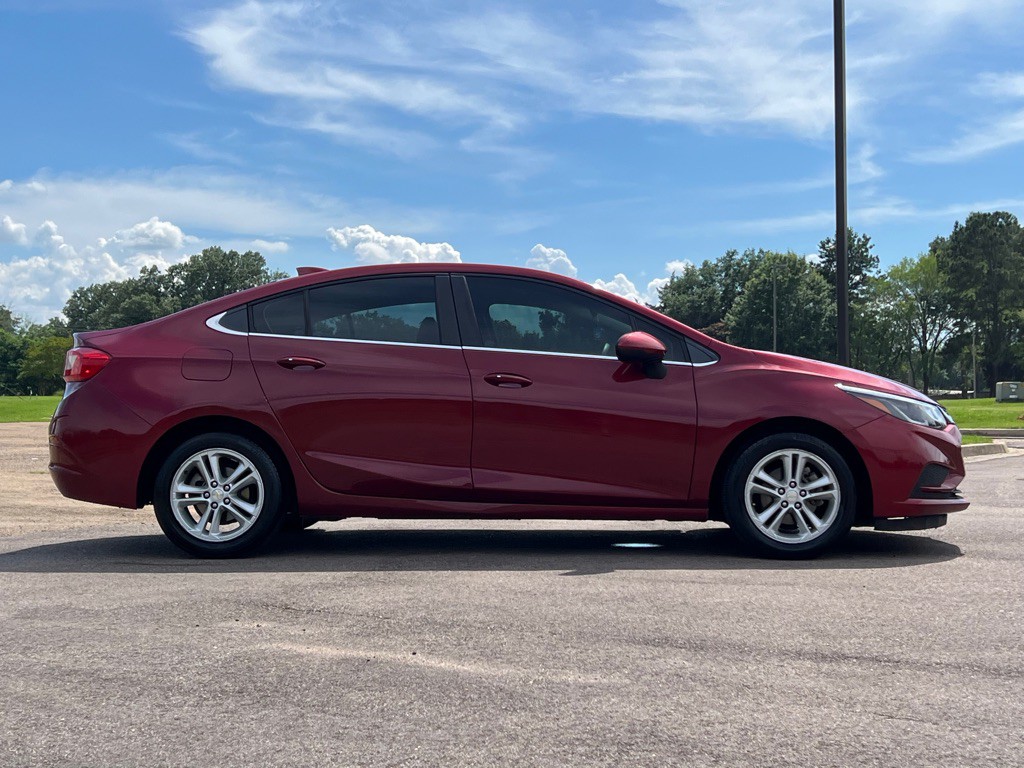 2017 Chevrolet Cruze Image 6