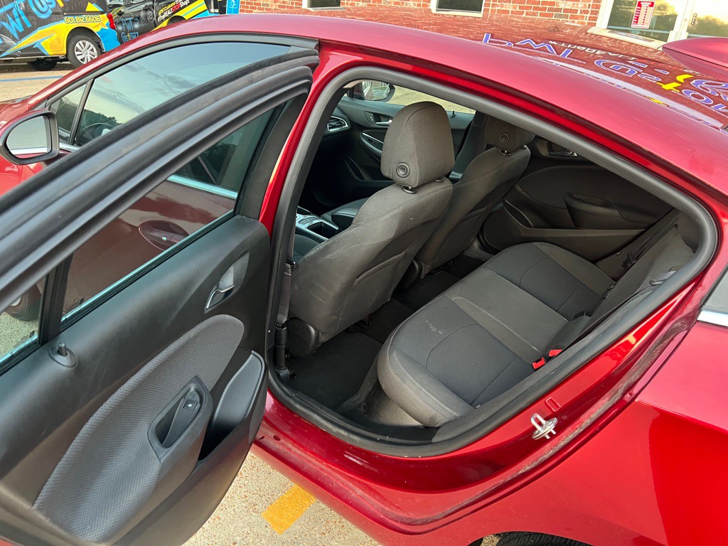 2017 Chevrolet Cruze Image 11