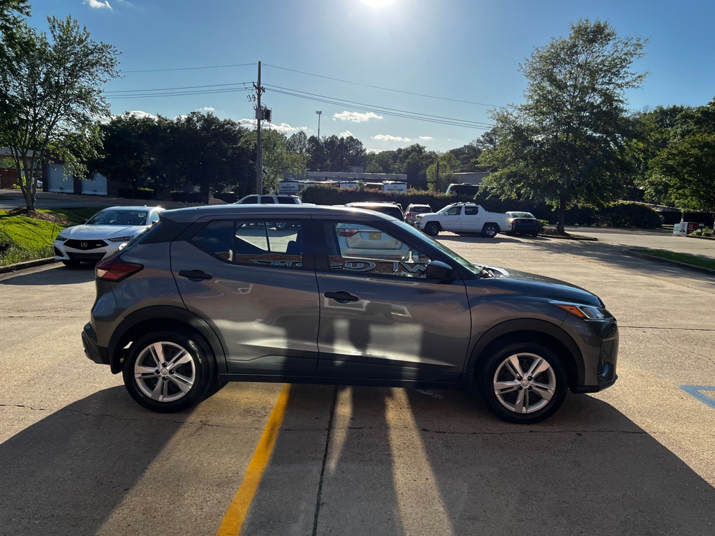 2021 Nissan Kicks Image 5