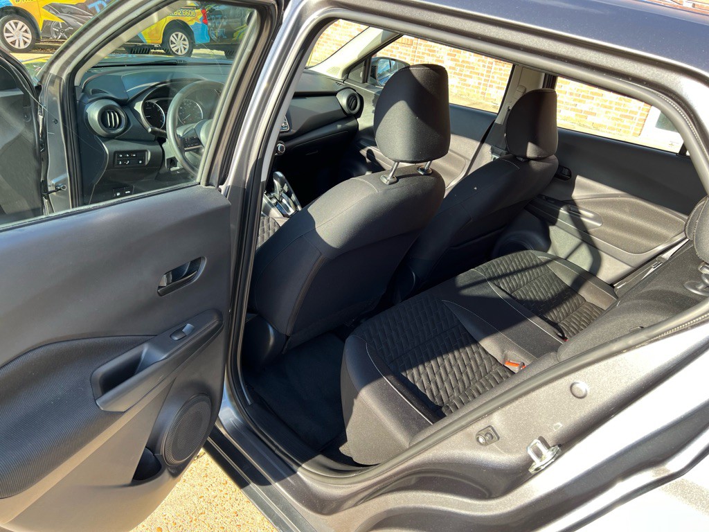 2021 Nissan Kicks Image 8