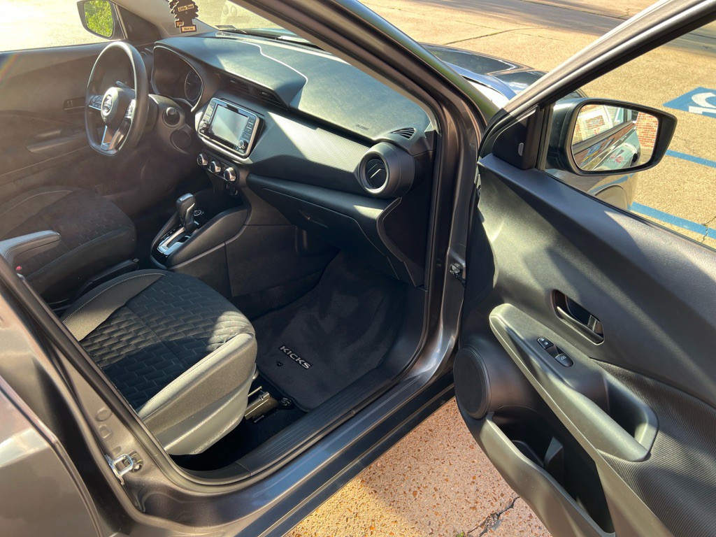 2021 Nissan Kicks Image 11
