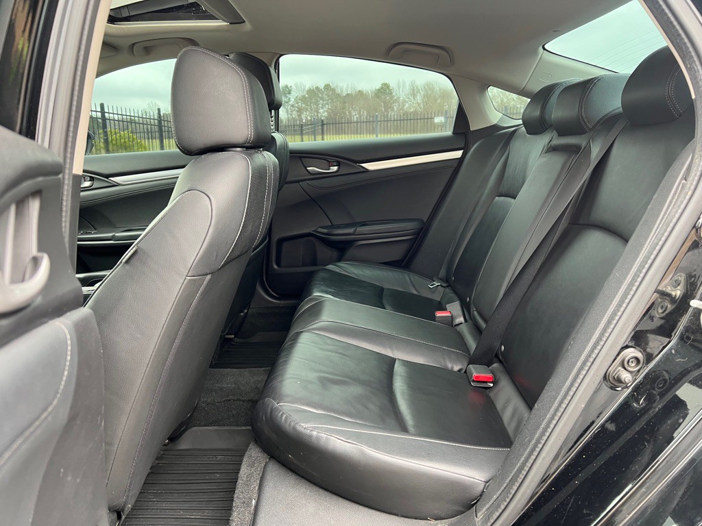 2016 Honda Civic Image 13