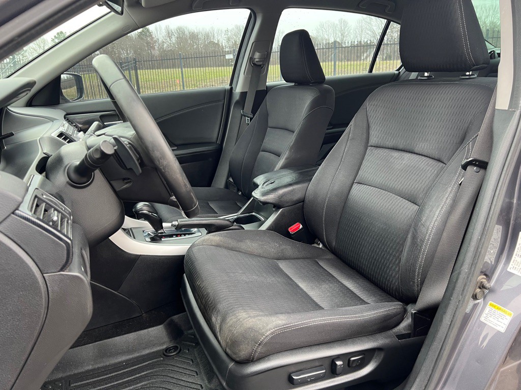 2014 Honda Accord Image 12