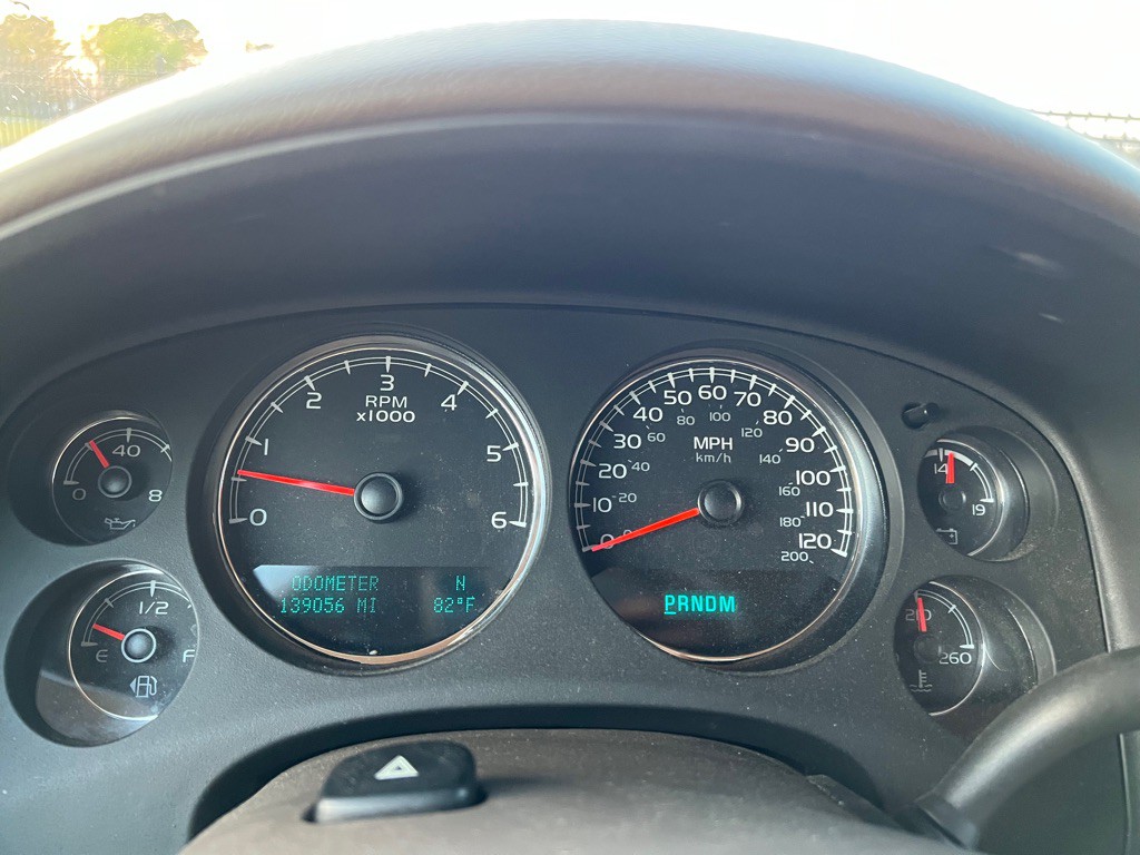 2012 GMC Yukon Image 17