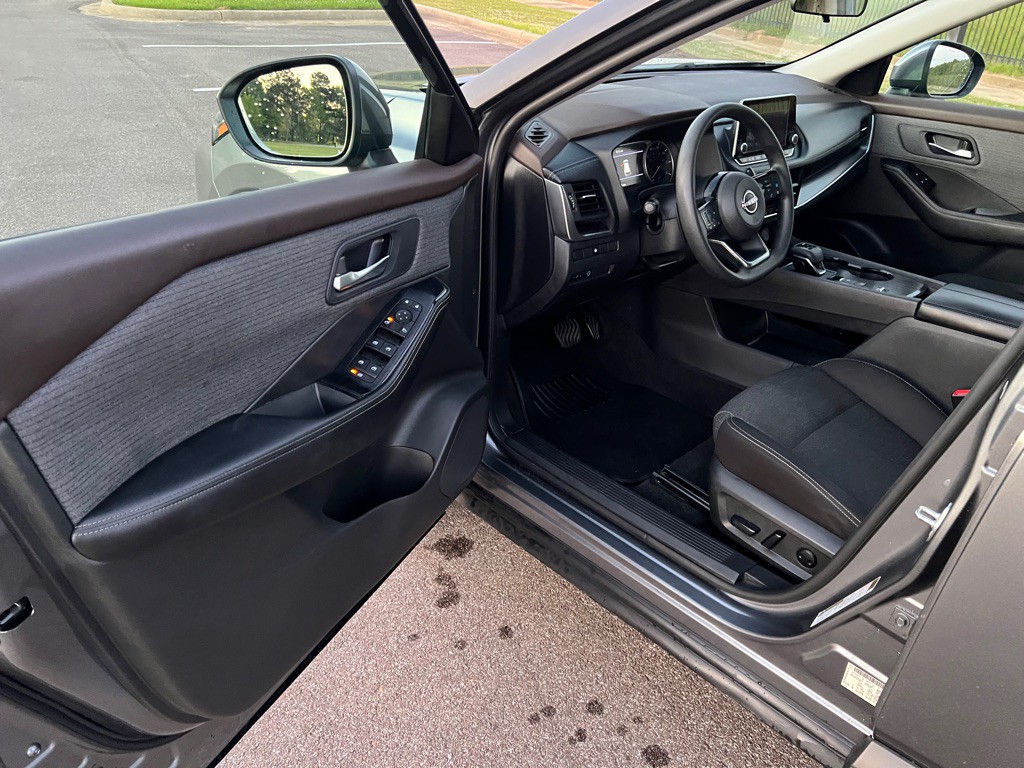 2023 Nissan Rogue Image 11