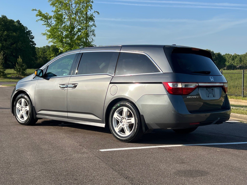 2012 Honda Odyssey Image 3