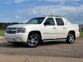 Image for 2013 Chevrolet Avalanche Ltz Black Diamond ID: 7408772