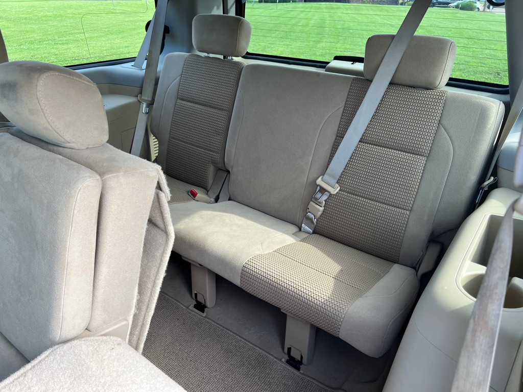 2015 Nissan Armada Image 14