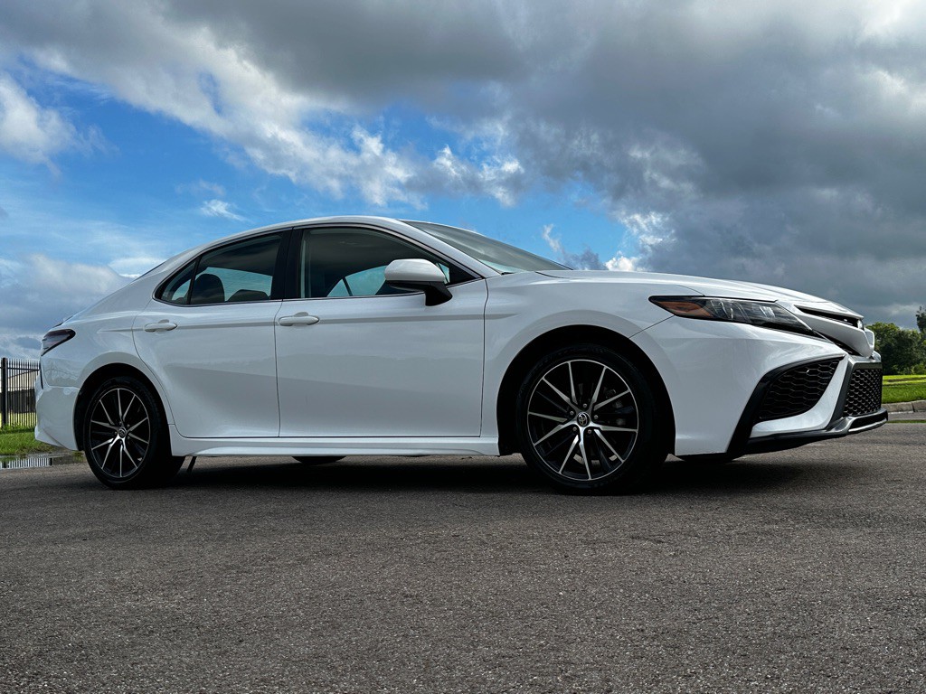 2021 Toyota Camry Image 7
