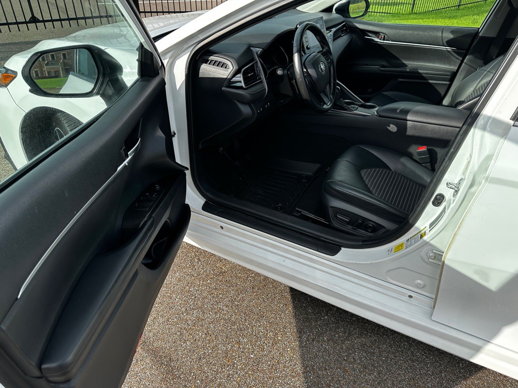 2021 Toyota Camry Image 11