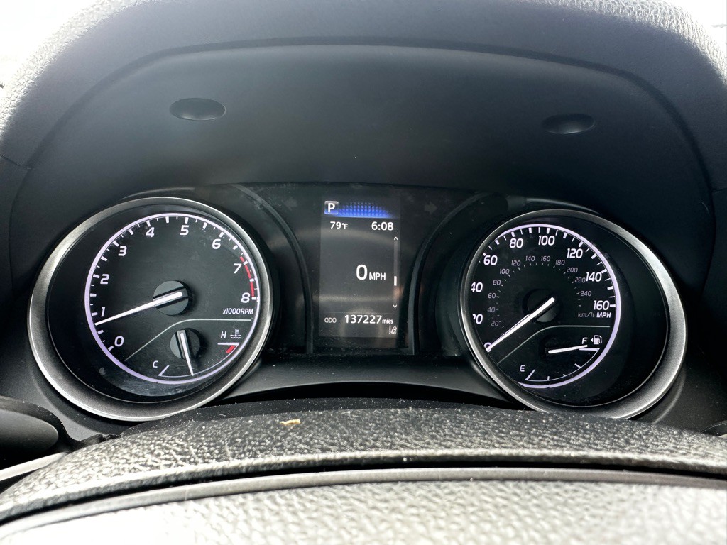 2021 Toyota Camry Image 19