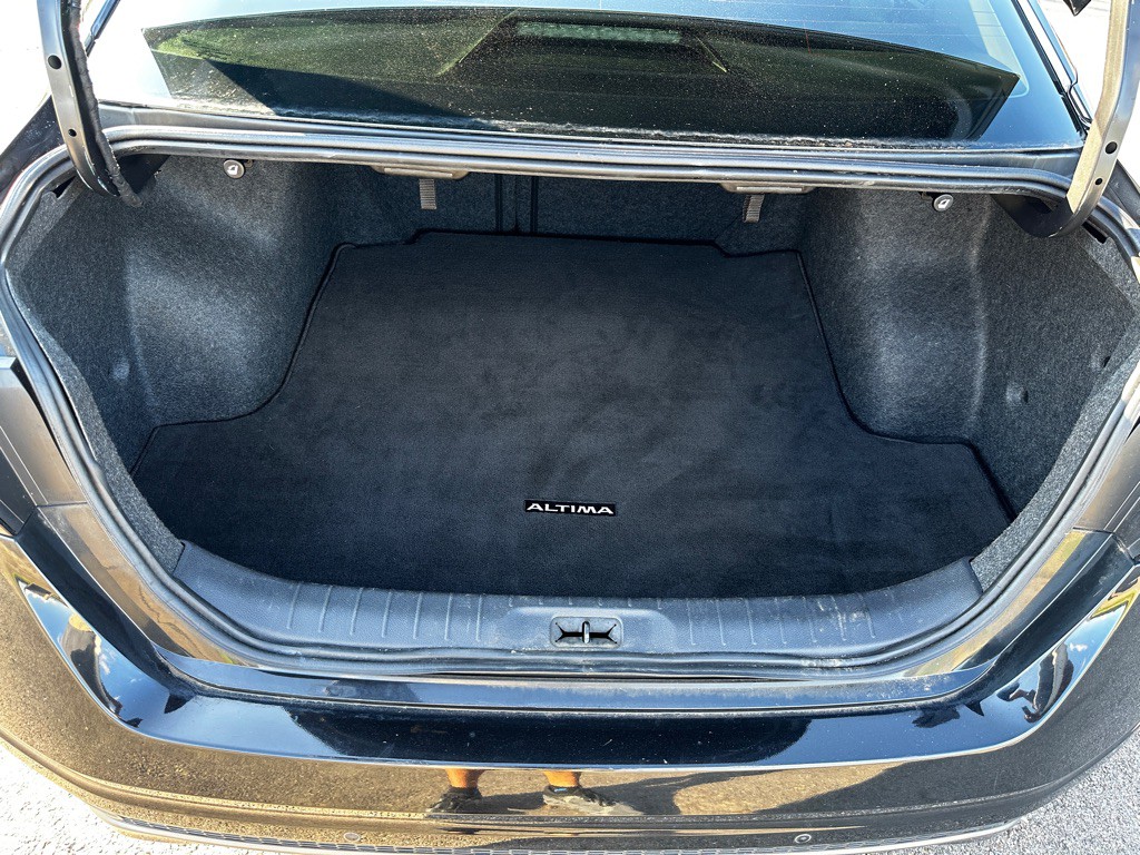 2021 Nissan Altima Image 14