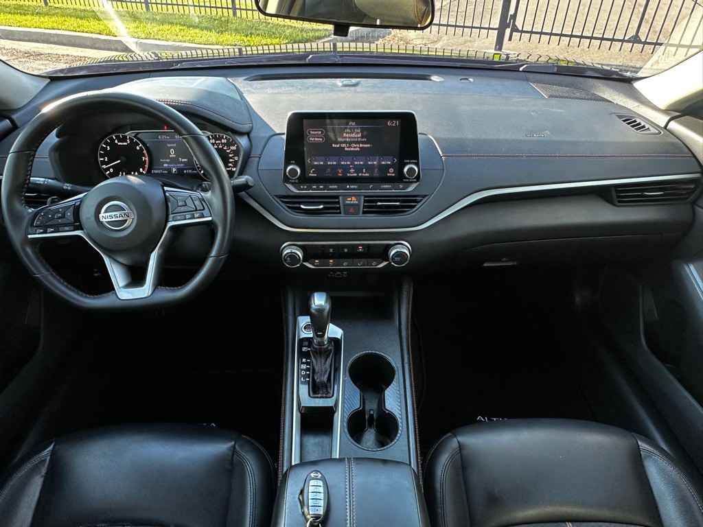 2021 Nissan Altima Image 19