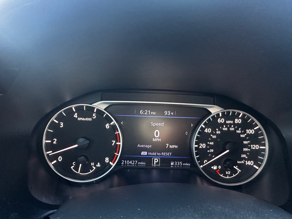 2021 Nissan Altima Image 21