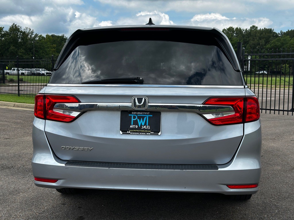 2018 Honda Odyssey Image 5