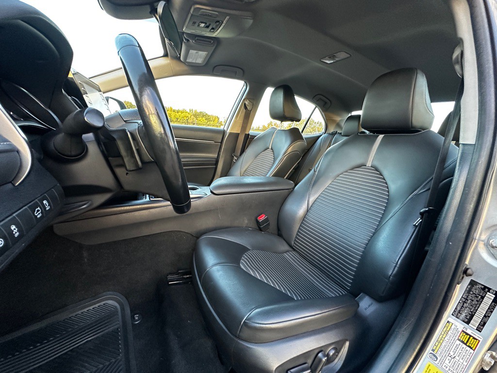 2022 Toyota Camry Image 10