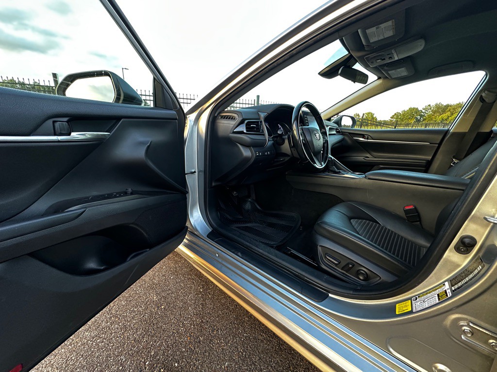 2022 Toyota Camry Image 11