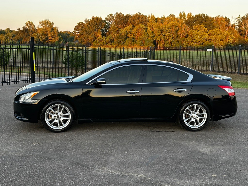 2011 Nissan Maxima Image 3