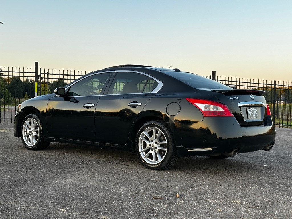 2011 Nissan Maxima Image 4