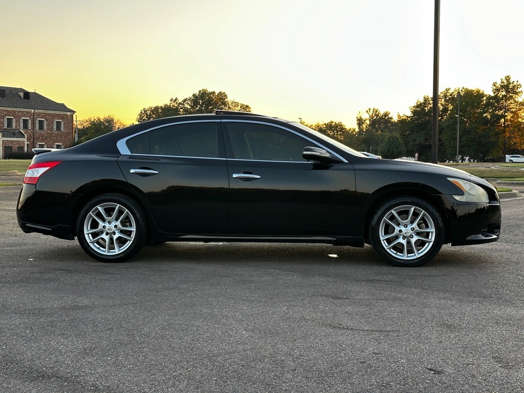 2011 Nissan Maxima Image 7