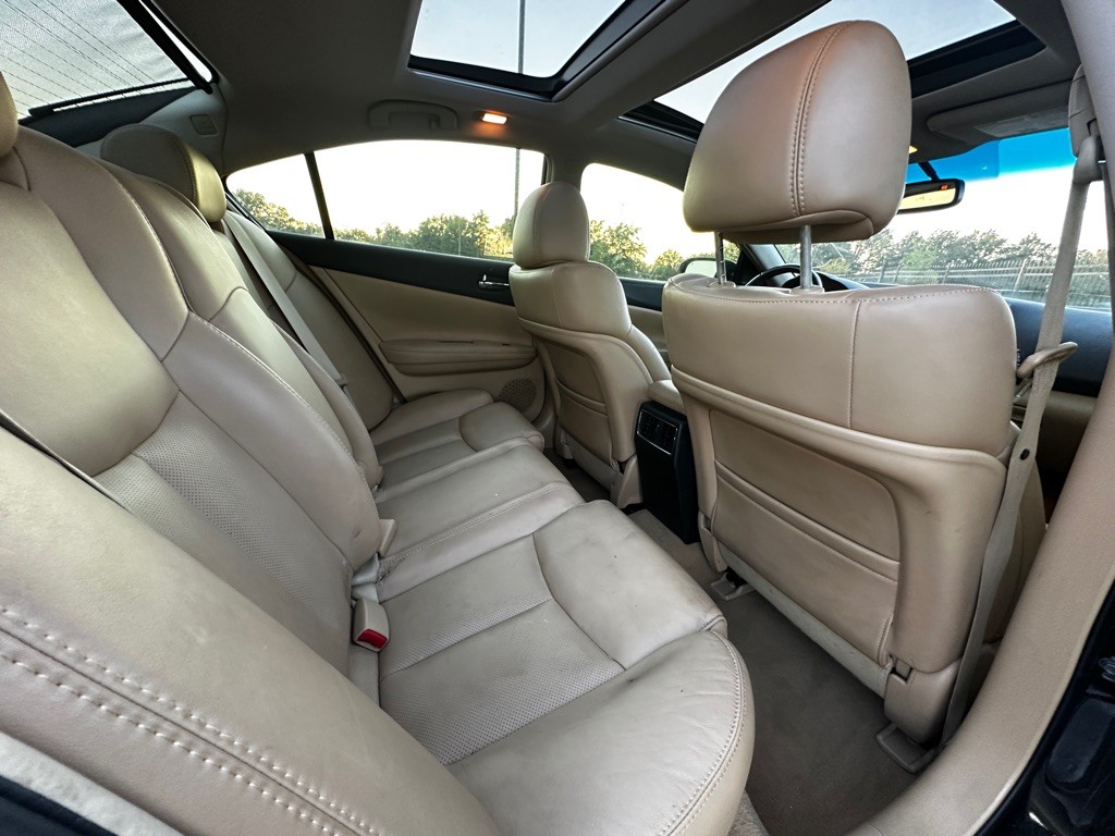 2011 Nissan Maxima Image 14