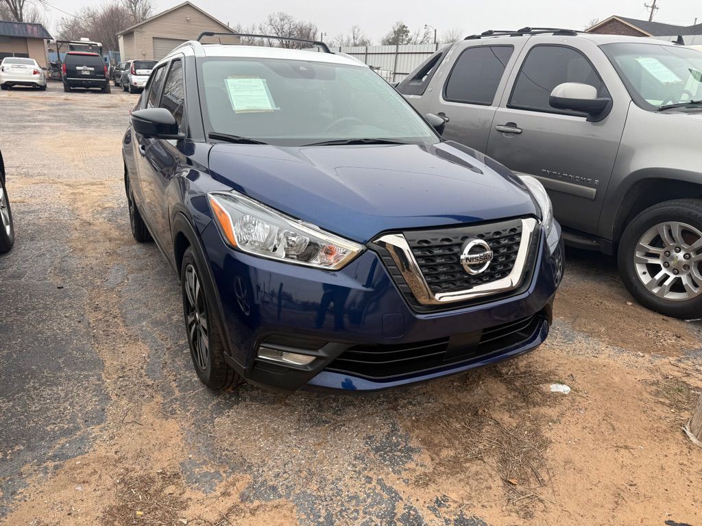 2020 Nissan Kicks SR