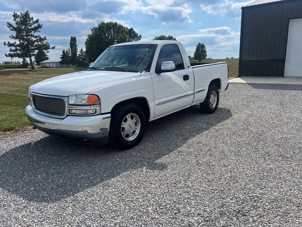 2001 GMC Sierra 1500 Image 1