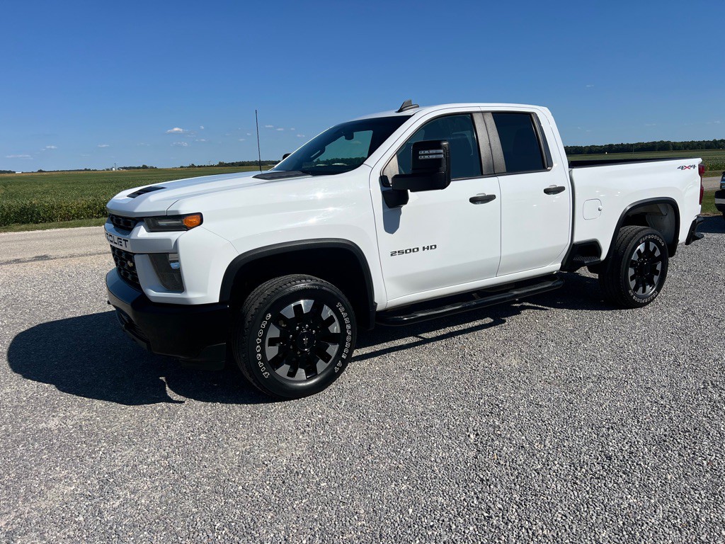 2020 Chevrolet Silverado 1500 Image 1