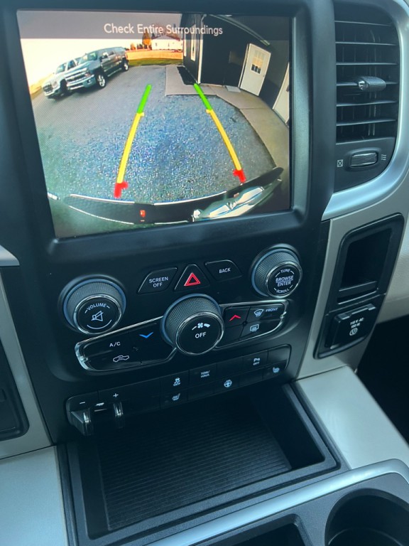 2015 RAM 2500 Image 14