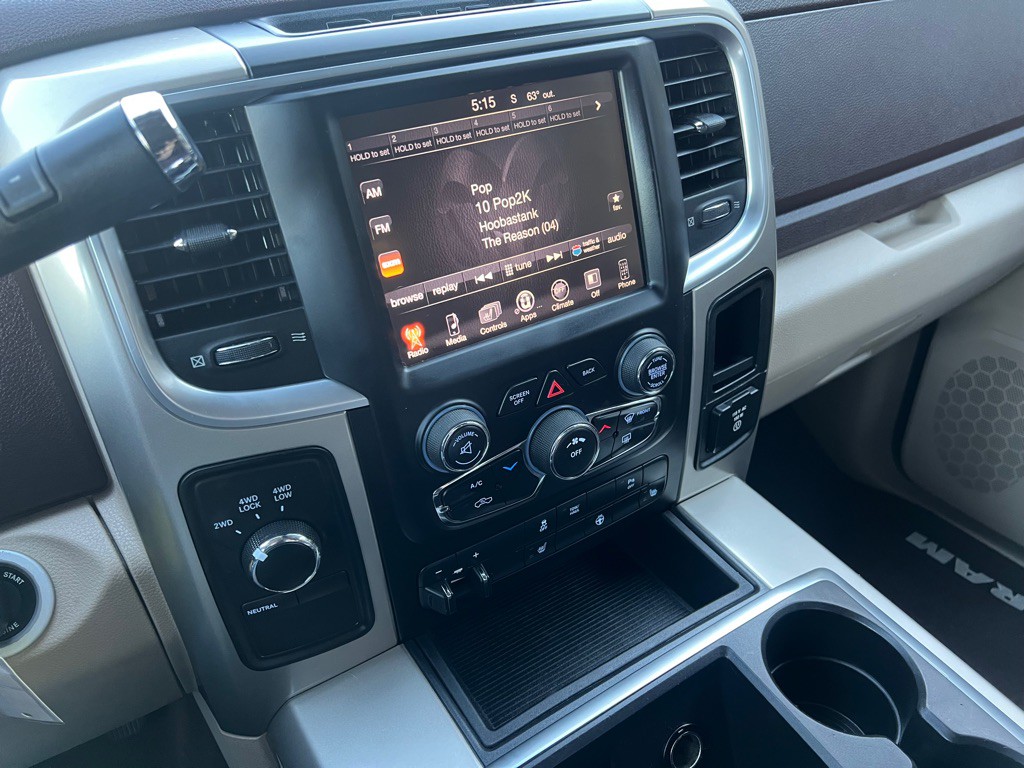 2015 RAM 2500 Image 16