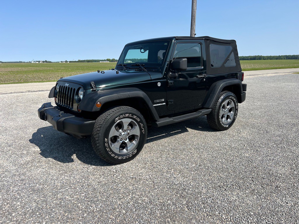 2012 Jeep Wrangler Image 1
