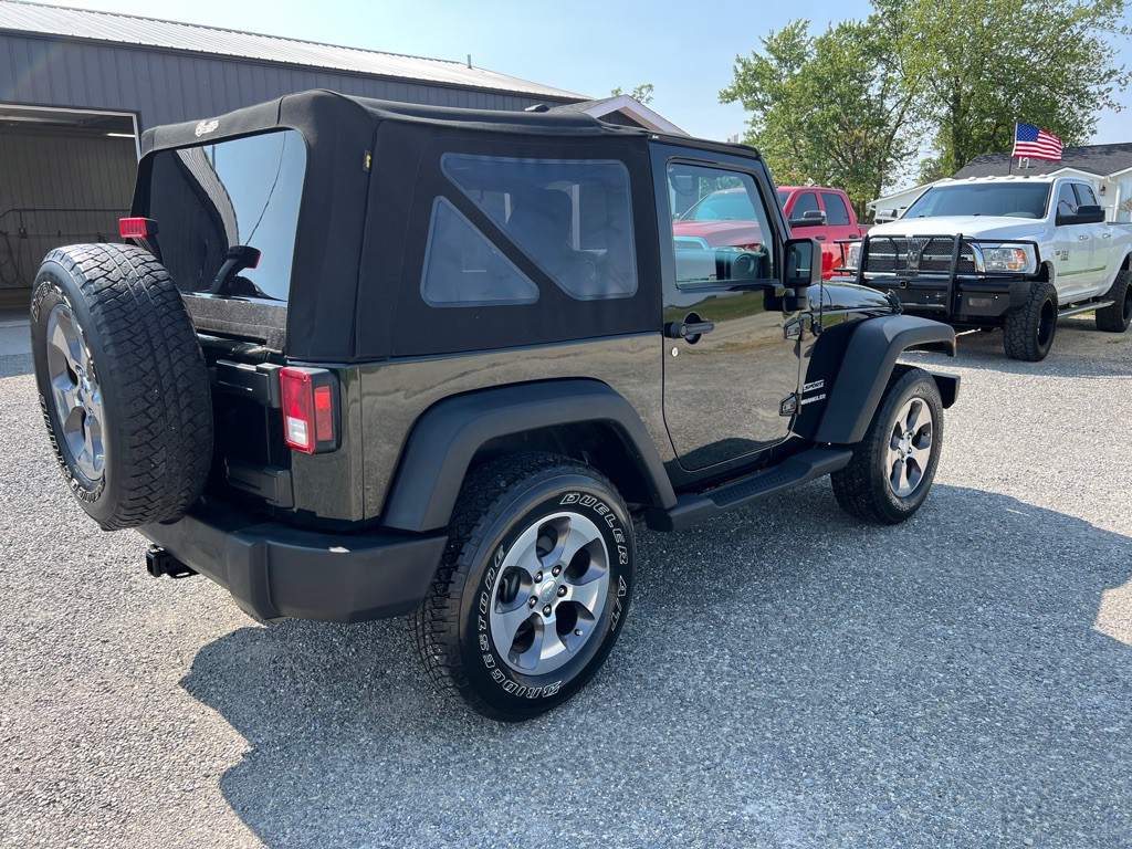 2012 Jeep Wrangler Image 4