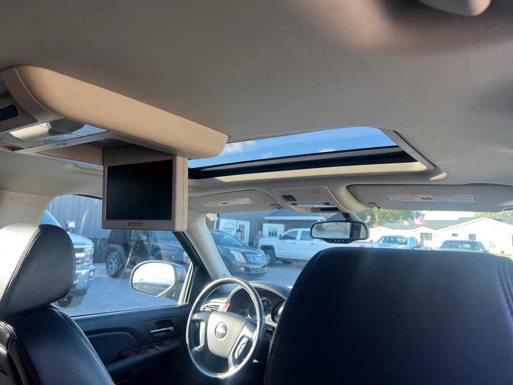 2007 Chevrolet Suburban Image 5