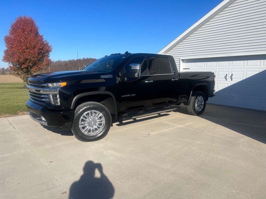 2020 Chevrolet Silverado 1500 Image 2