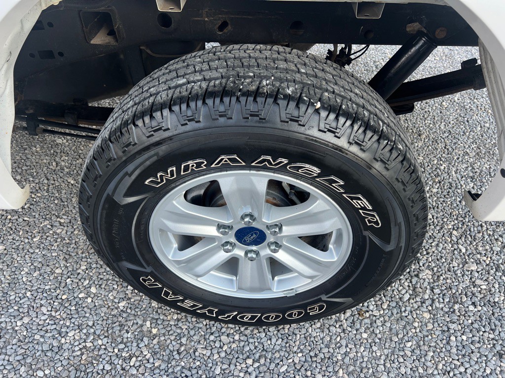 2015 Ford F-150 Image 7