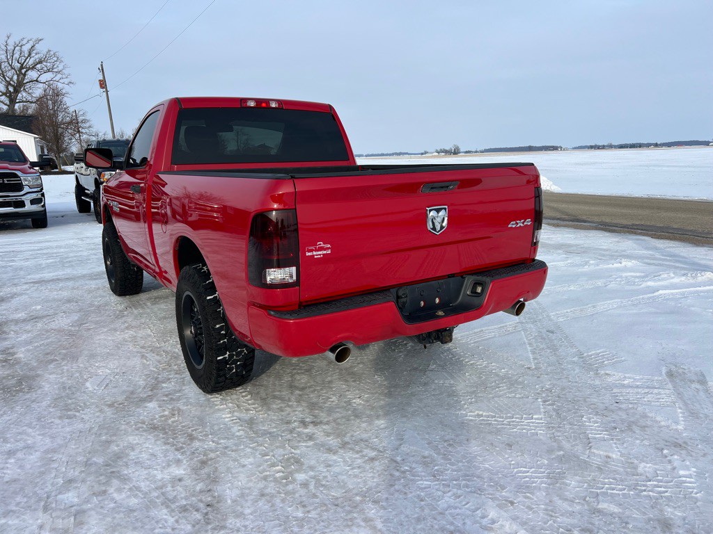 2016 RAM 1500 Image 3