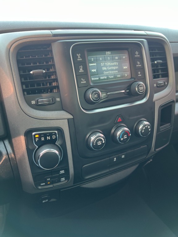2016 RAM 1500 Image 11