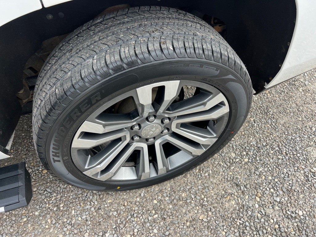 2018 GMC Yukon Image 14