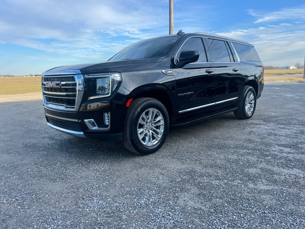 2021 GMC Yukon Image 1