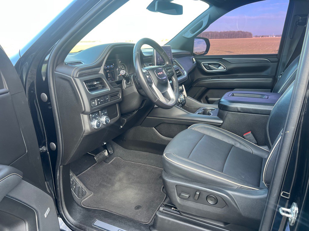 2021 GMC Yukon Image 13