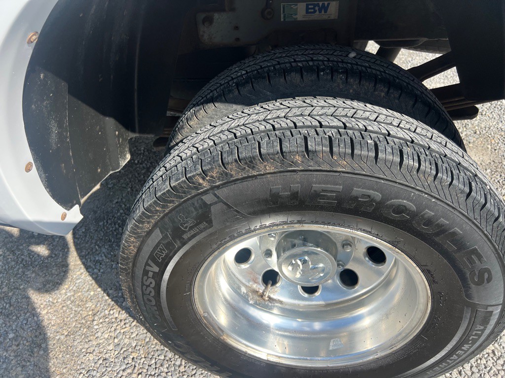 2011 RAM 3500 Image 10