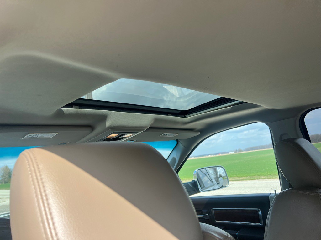 2011 RAM 3500 Image 12