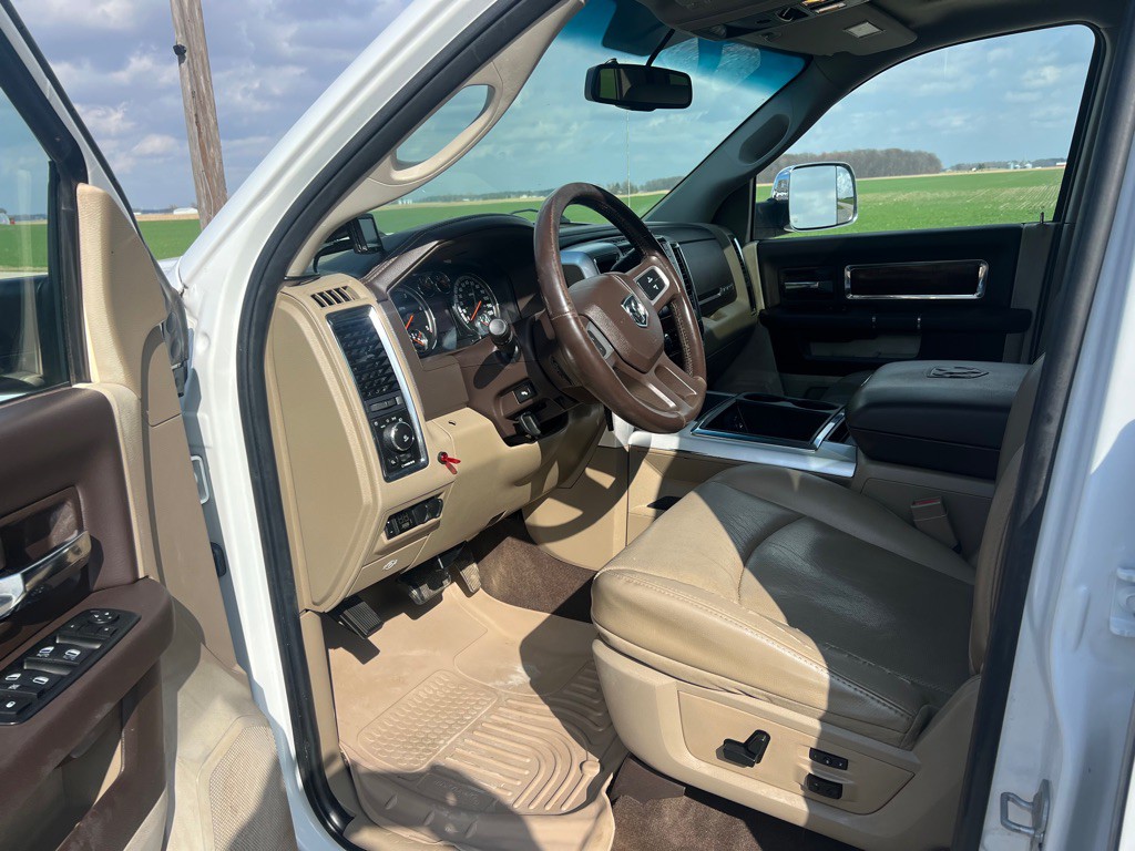 2011 RAM 3500 Image 14